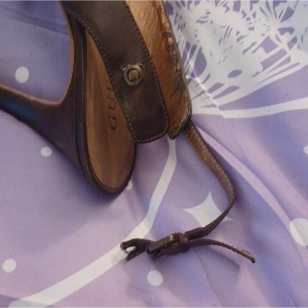 GUESS Brown Buckle Strappy Stiletto Open Toe Ankle Strap Women's Heel - Picture 6 of 6